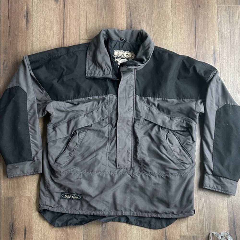 Wave Rave Vintage Gray and Black Lightweight Snowboarding Jacket !! XL